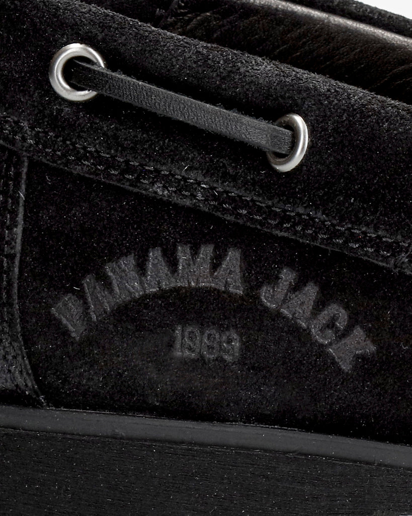 Boat náutico de piel con forro interior de piel. negro