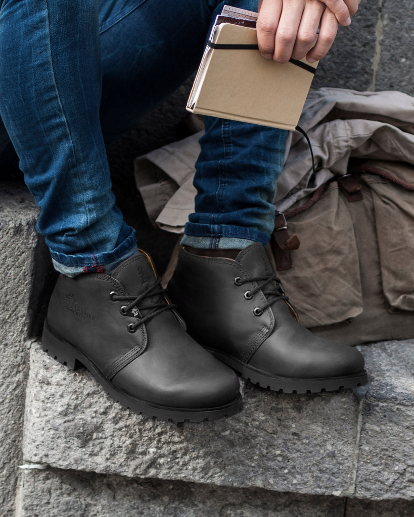 Bota Panama botines de piel con forro interior de piel. negro