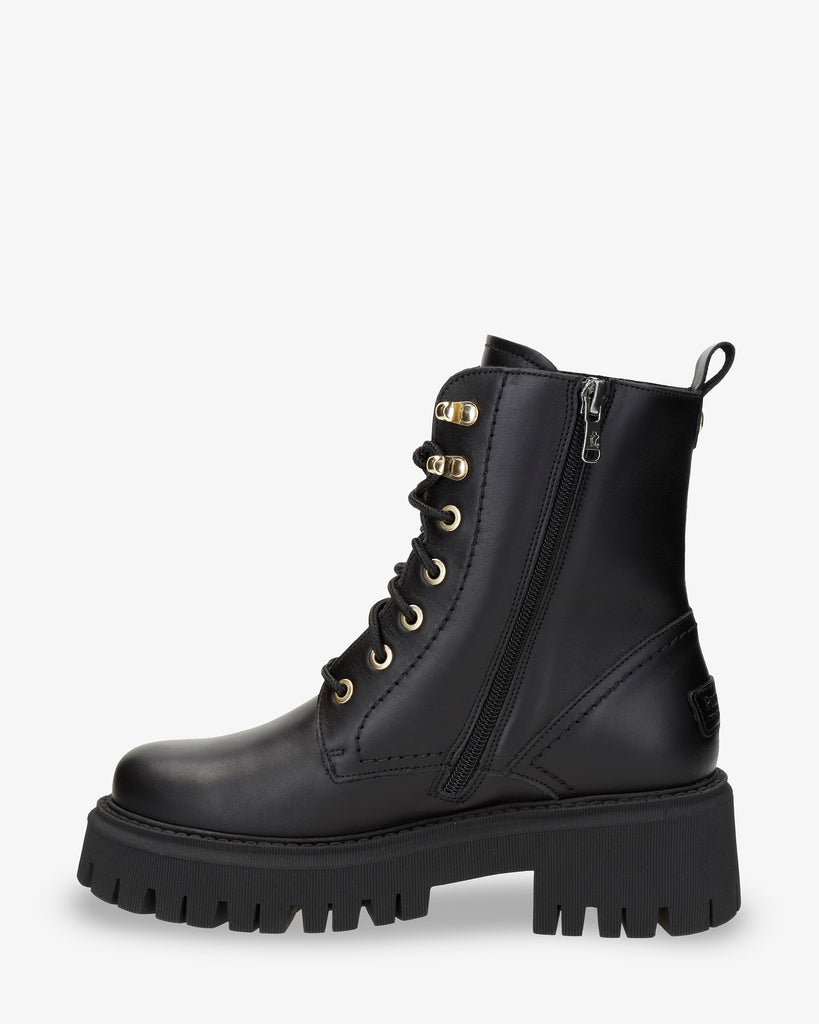 Farai botas de piel con forro interior de pelo. negro