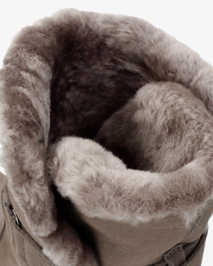 Felia Igloo botas de piel con forro interior de pelo natural. gris
