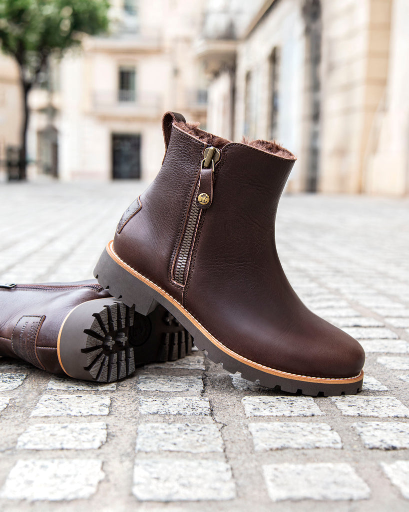 Fiore Trav botas de piel con forro interior de pelo. marron