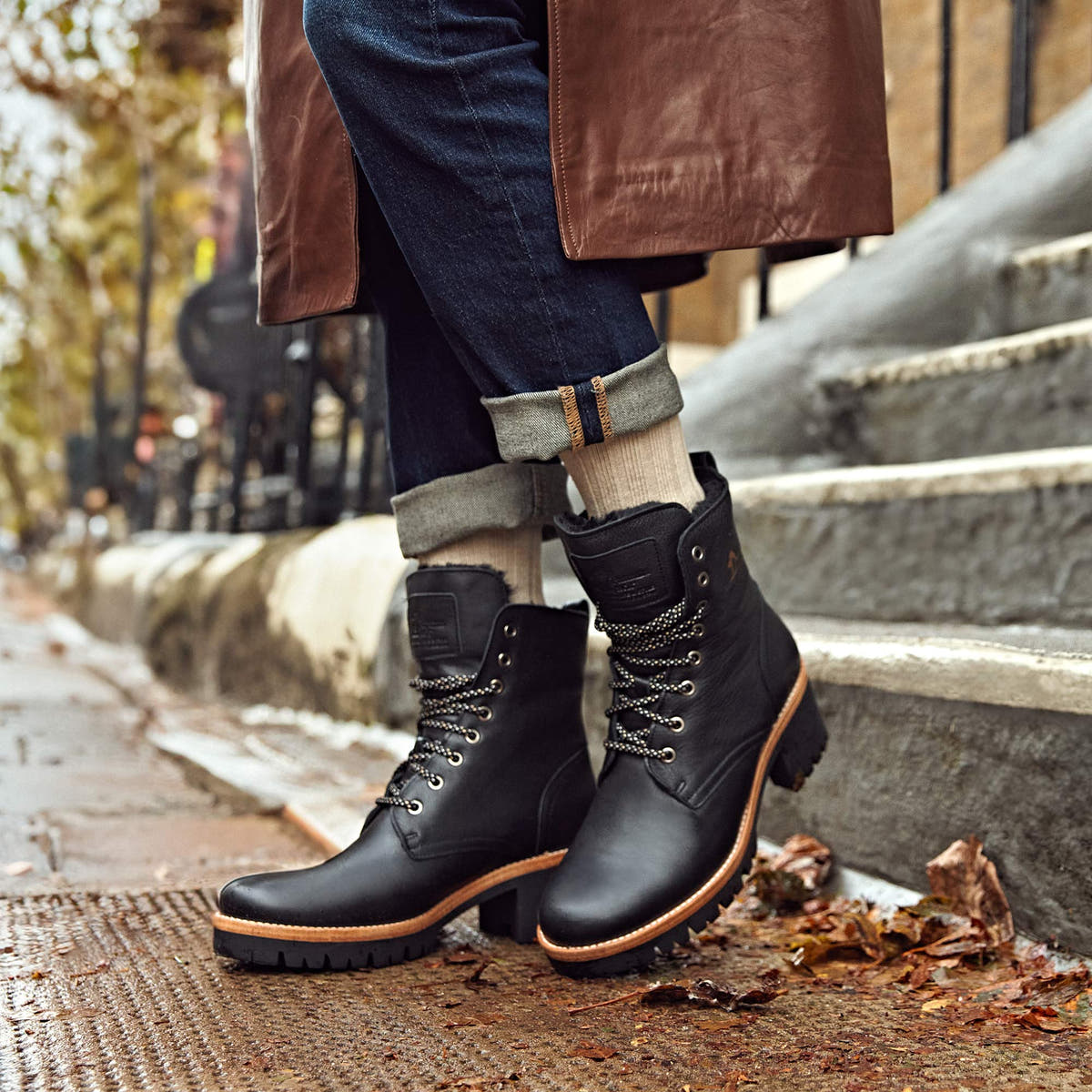 Panama Jack Black Leather Lace Up Ankle Boots Unisex Mens‎ 8/Womens 10 Lug Sole Ankle Boot Gael C10 for Men - Panama Jack ® Official main image 3