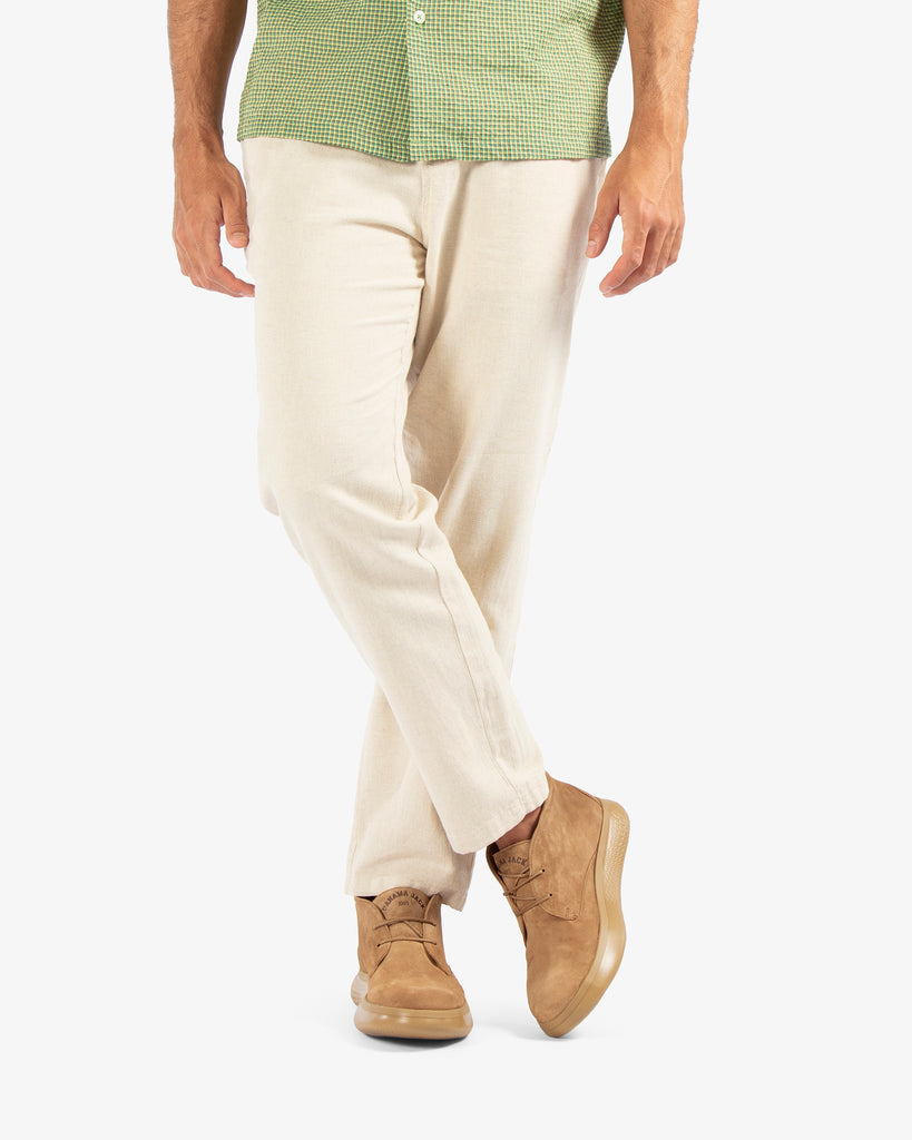 Yohan botín de piel con forro interior de piel. cuero